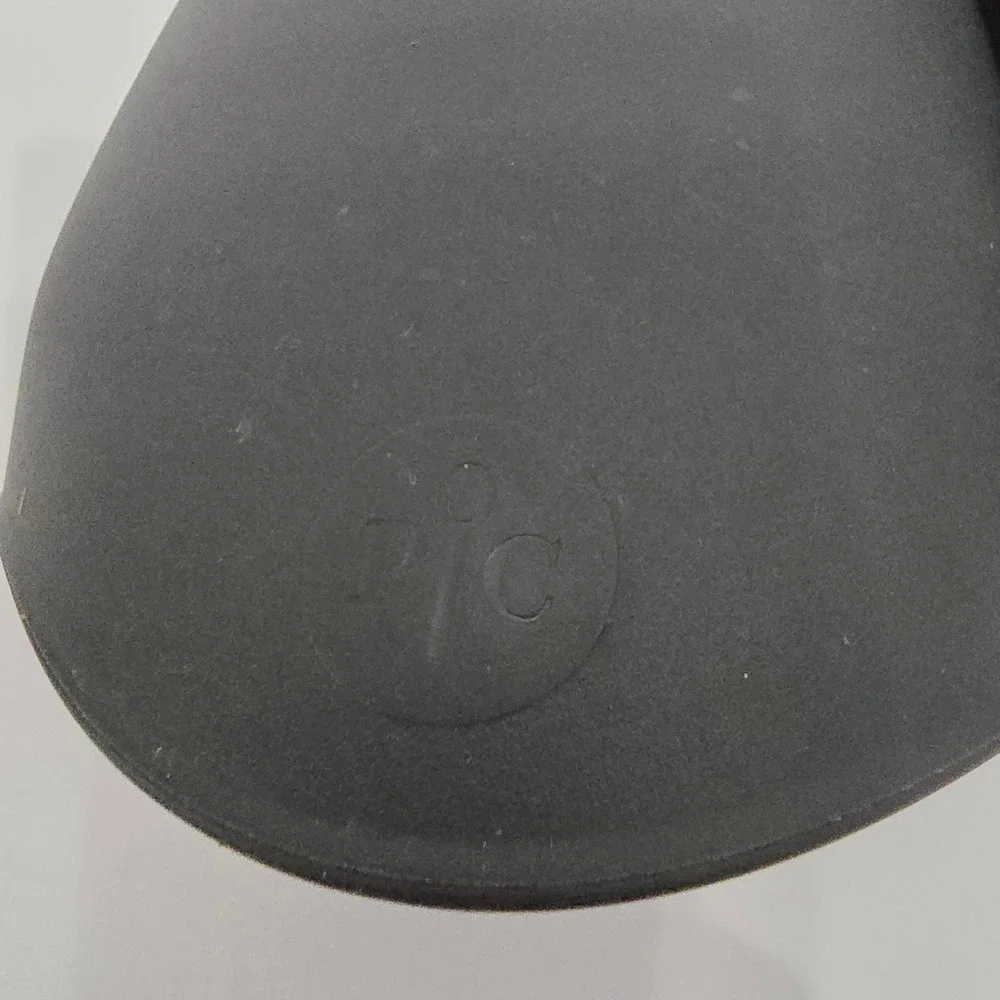 Pampered Chef Silicone Pinch Mitts Kitchen Set OS Black Modern Flexible